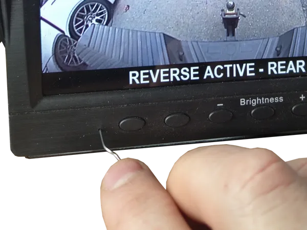 V3 display reset location